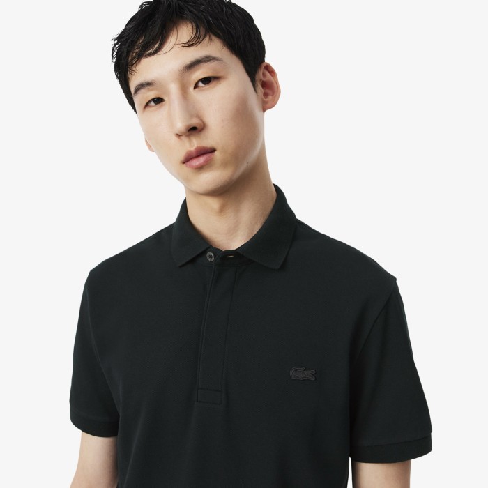 мужское поло  прямого кроя от бренда lacoste вид слева