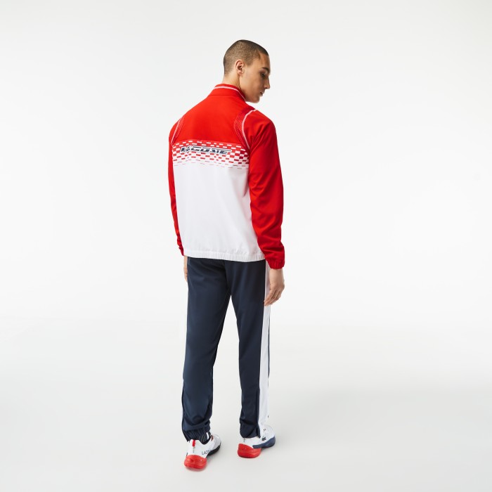 мужской cпортивный костюм  от бренда lacoste вид слева