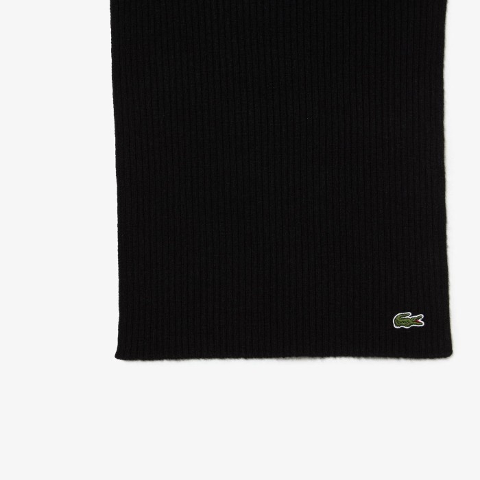 шерстяной шарф  унисекс от бренда lacoste вид слева