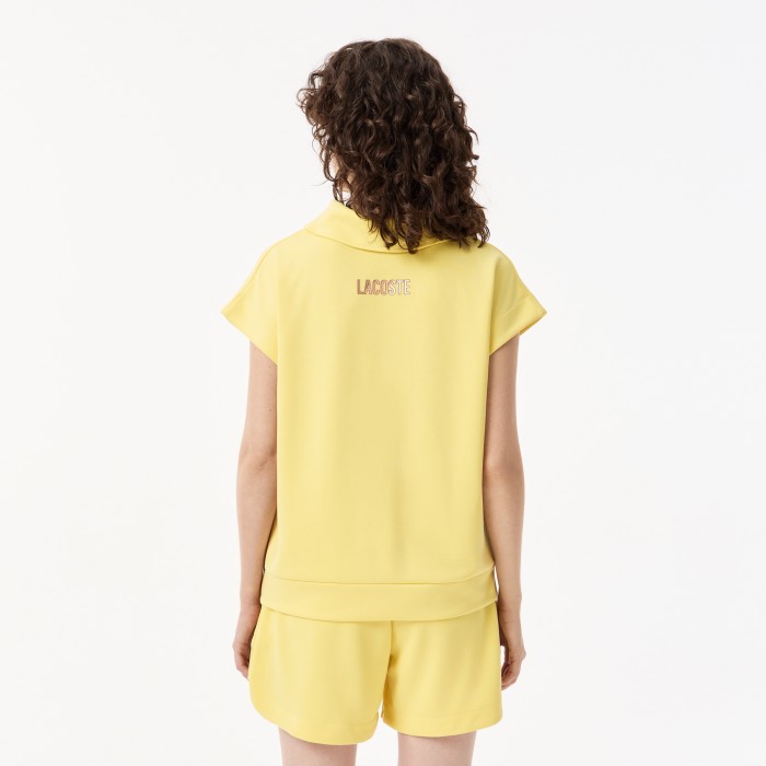 женская толстовка  с высоким воротом на молнии без рукавов от бренда lacoste вид слева