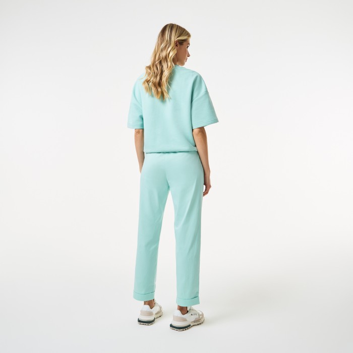 женские брюки  стандартного кроя с регулируемым поясом от бренда lacoste вид слева