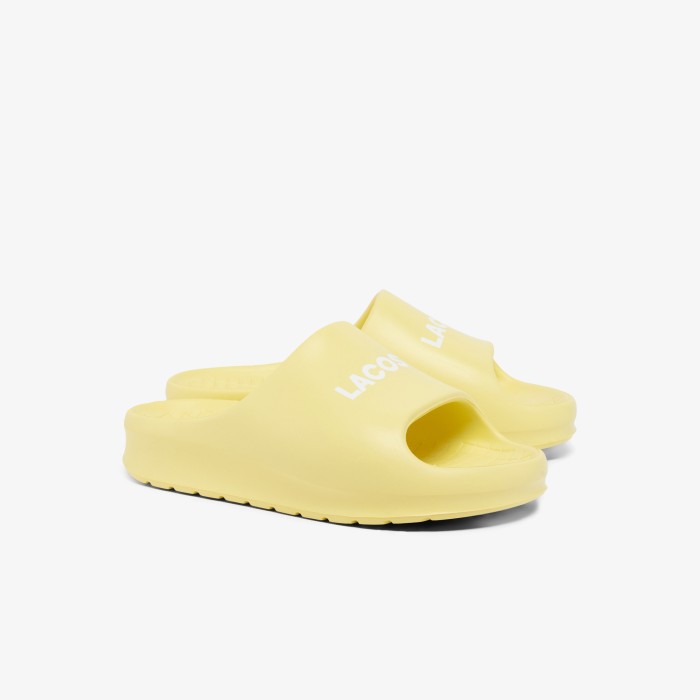 женские сланцы  serve slide 2.0 125 1 cfa от бренда lacoste вид слева