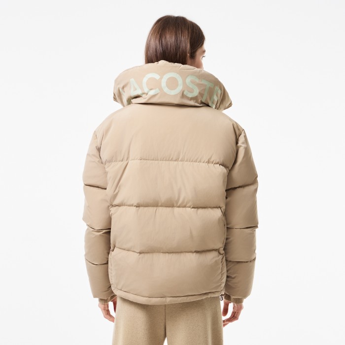 женский пуховик  quilted puffer от бренда lacoste вид слева