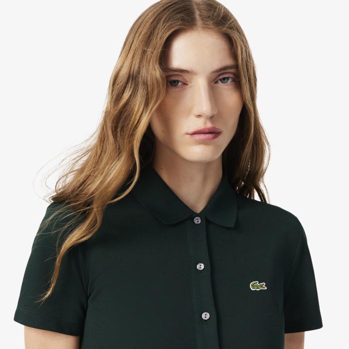 женское хлопковое платье  от бренда lacoste вид слева