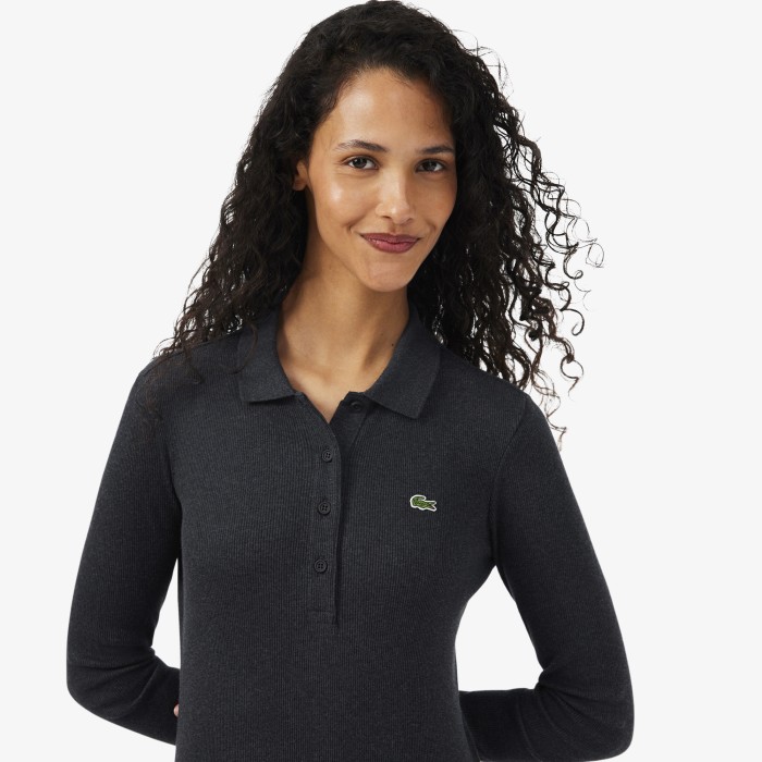женское хлопковое платье  от бренда lacoste вид слева