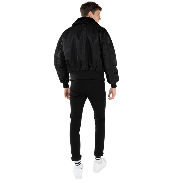 бомбер b-15 flight jacket от бренда alpha industries вид слева
