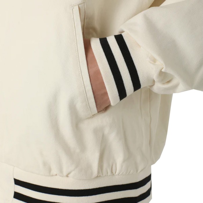 бомбер icon face varsity из америки вид сбоку