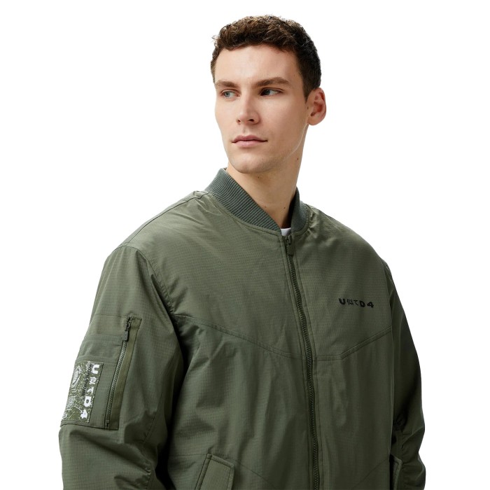 бомбер jpn  bomber jacket по цене 19990 руб вид справа