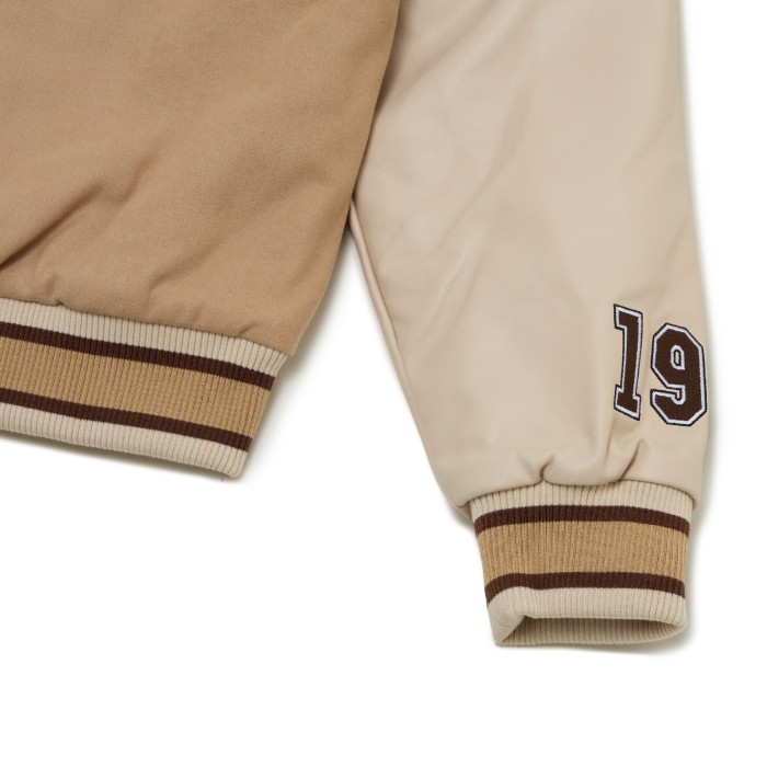 бомбер kk retro patch hooded block college jacket по цене 21992 руб вид справа