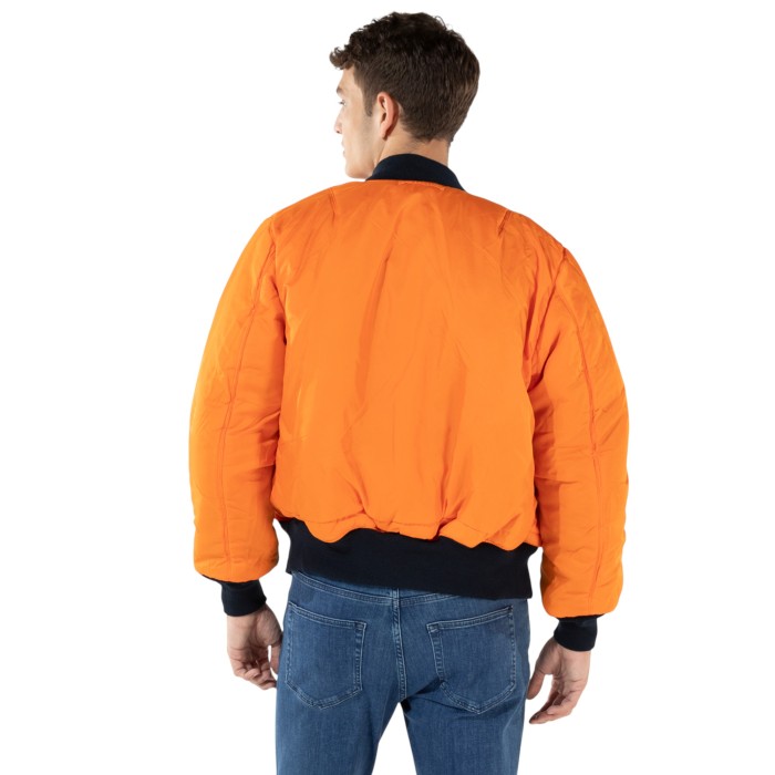 бомбер ma-1 flight jacket из проверенных материалов спереди