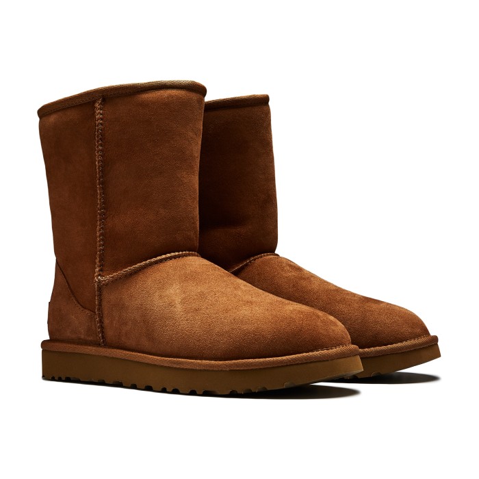 ботинки classic short ii от бренда ugg вид слева