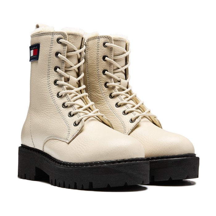 ботинки tjw urban boot tumbl от бренда tommy jeans вид слева