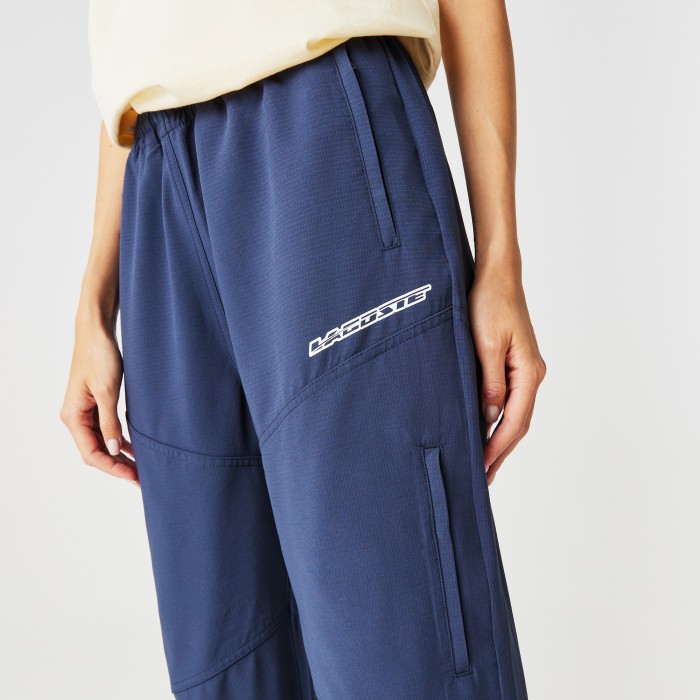 брюки jogger fit по цене 7553 руб вид справа