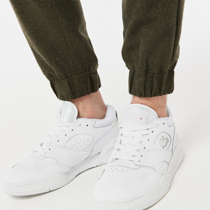 брюки мужские брюки lacoste jogger fit - качественный продукт вид сбоку
