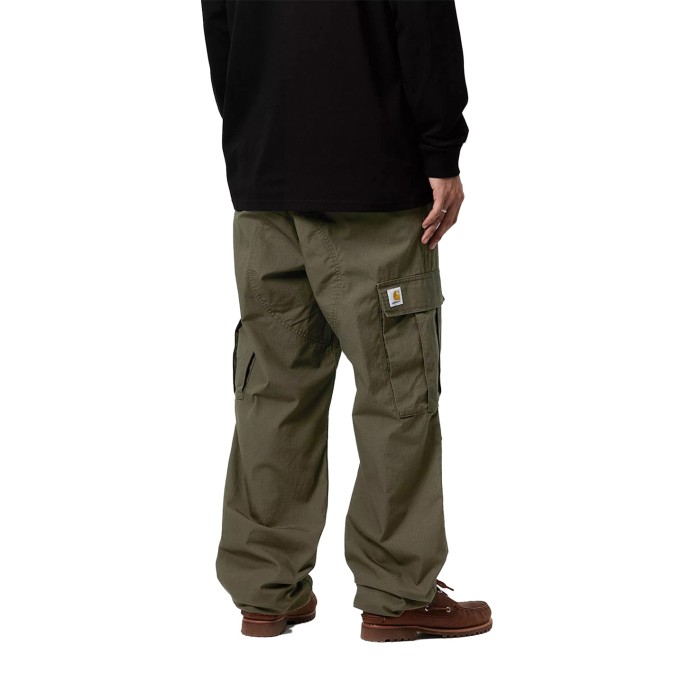 брюки regular cargo pant от бренда carhartt wip вид слева