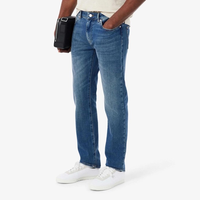 брюки trousers от бренда lacoste вид слева