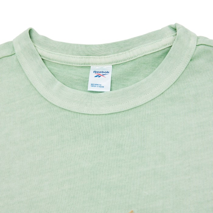футболка classics natural dye по цене 3499 руб вид справа