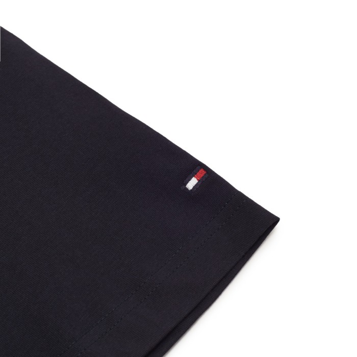 футболка core tommy logo tee по цене 4585 руб вид справа