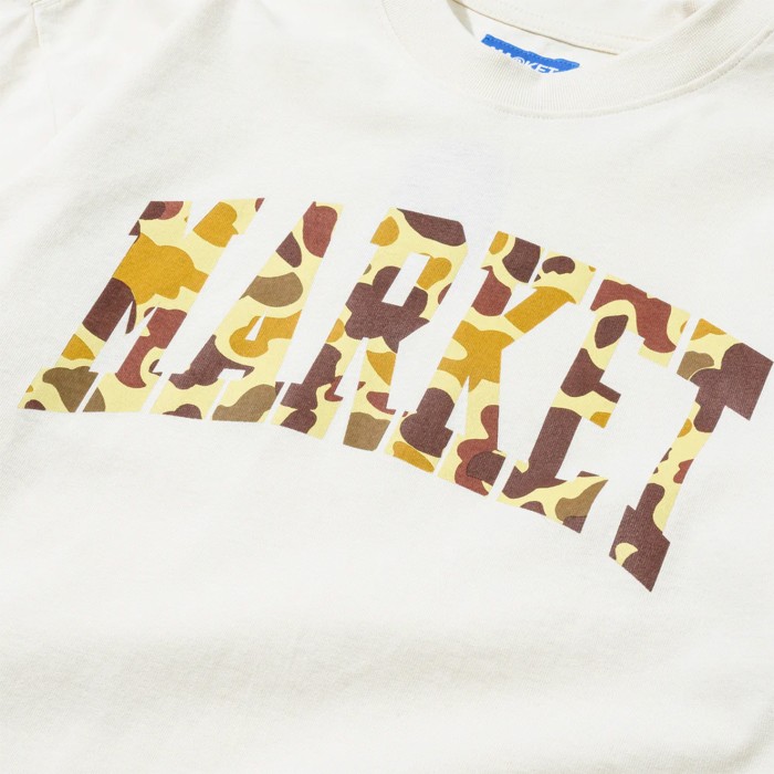 футболка duck camo arc t-shirt по цене 3996 руб вид справа