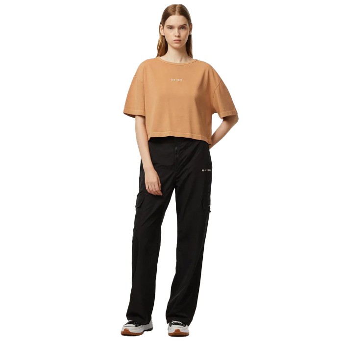 футболка essentals w crop tshirt по цене 1645 руб вид справа
