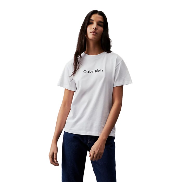 футболка hero logo regular t- CKK20K205448YAF фотография