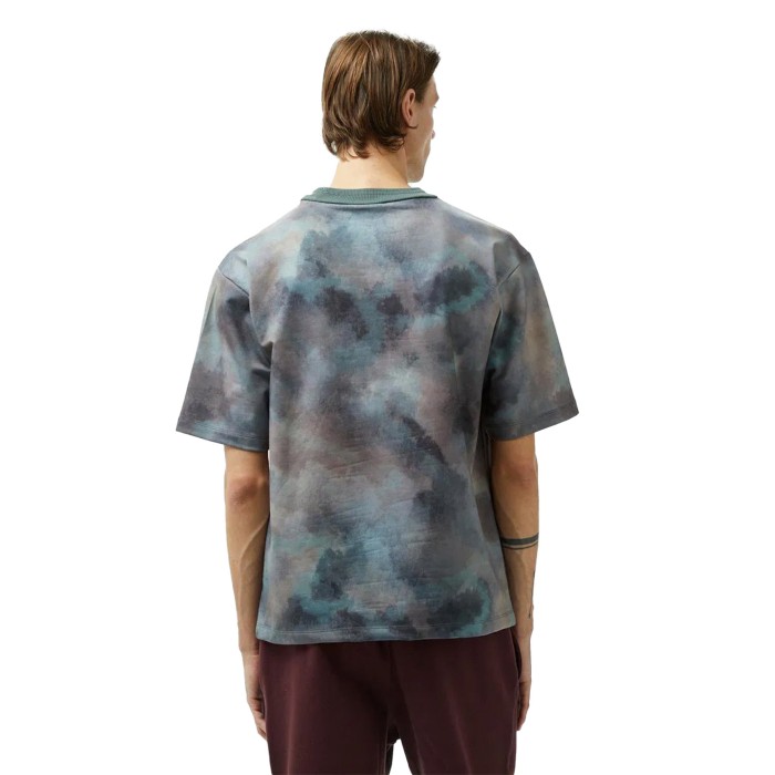 футболка season forest t-shirt от известного бренда вид слева
