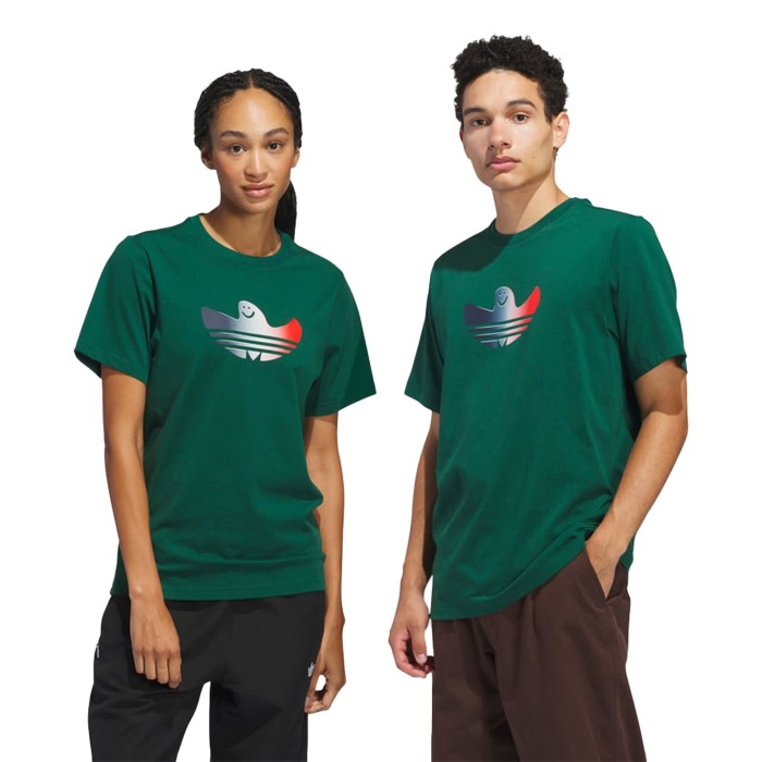 футболка shmoo fill tee ADJC7657R00 фотография