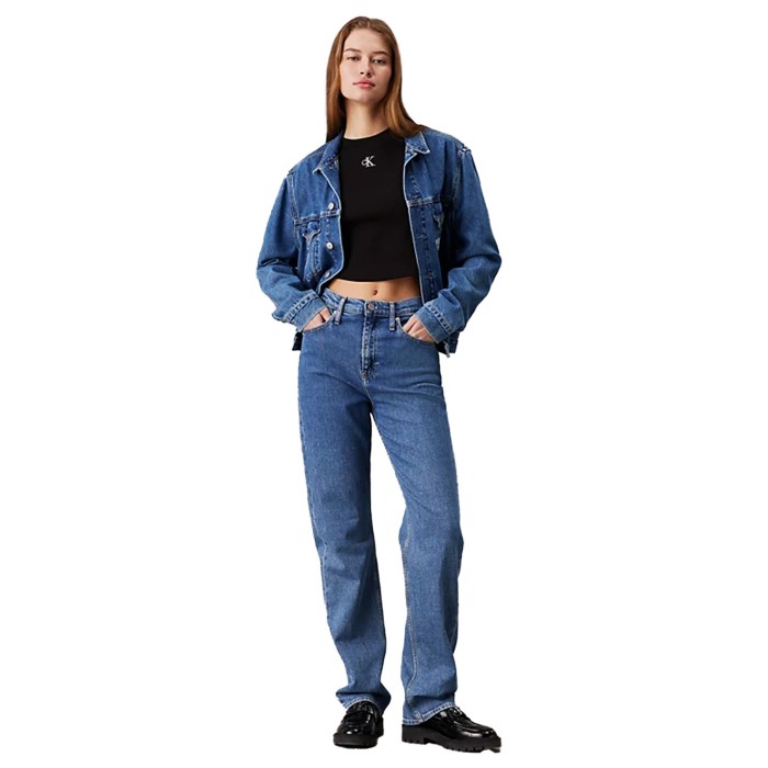 футболка slim cropped ribbed t-shirt по цене 3295 руб вид справа