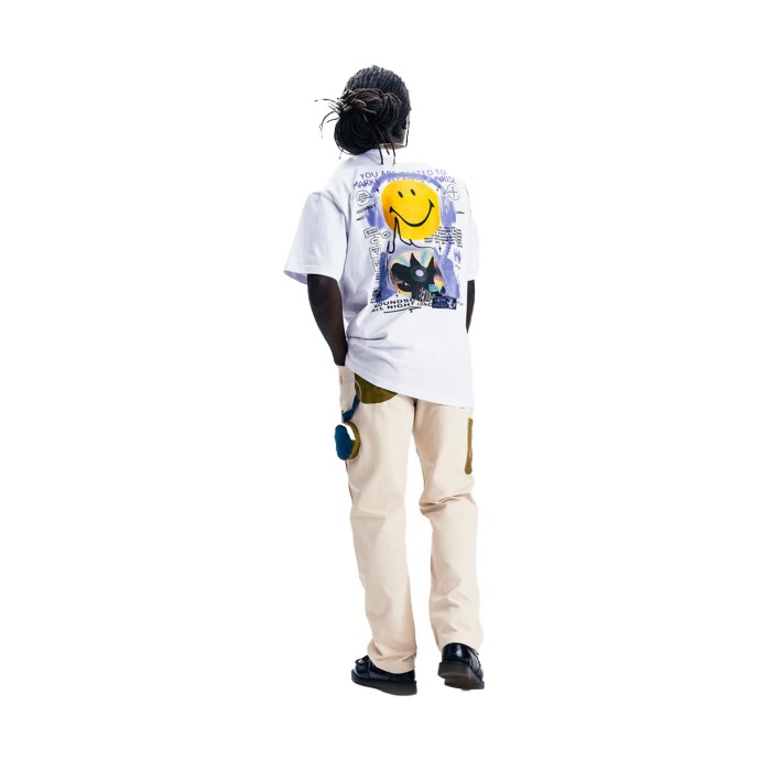 футболка smiley afterhours t-shirt от известного бренда вид слева