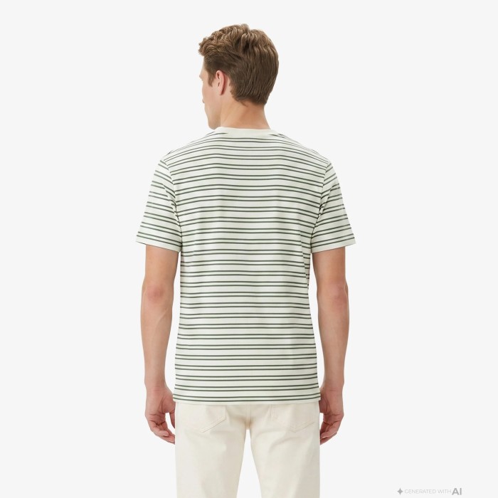 футболка t-shirt от бренда lacoste вид слева