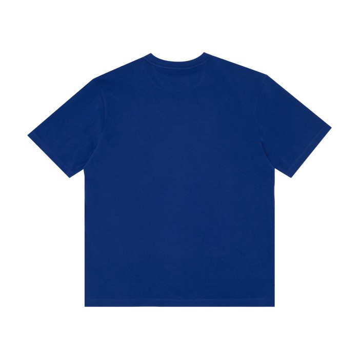 футболка t-shirt от известного бренда вид слева