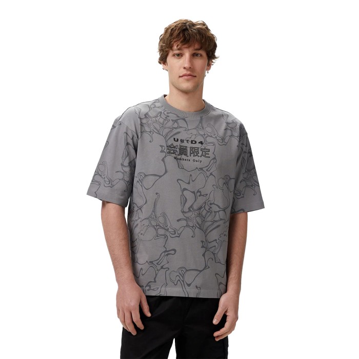 футболка t-shirt UNKURAANTRASIT фотография