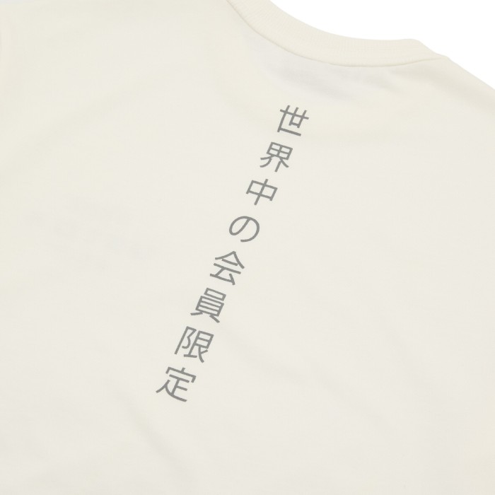 футболка t-shirt - качественный продукт вид сбоку