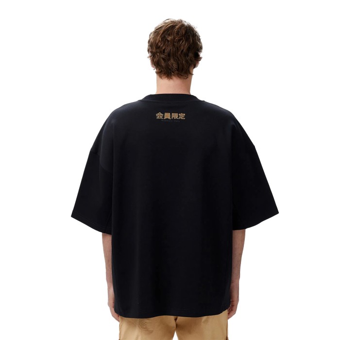 футболка t-shirt от известного бренда вид слева