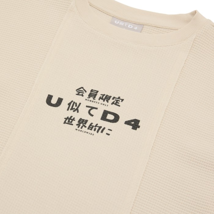 футболка t-shirt по цене 2995 руб вид справа