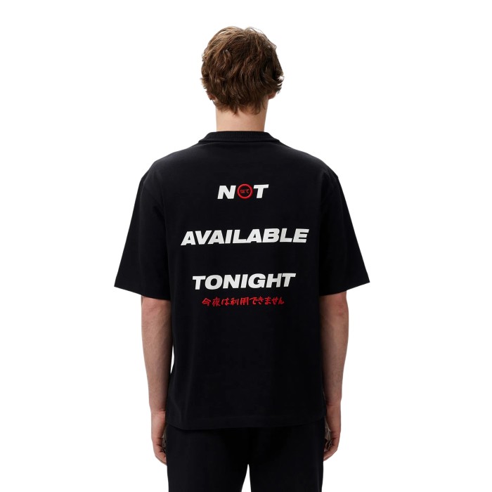 футболка t-shirt от известного бренда вид слева
