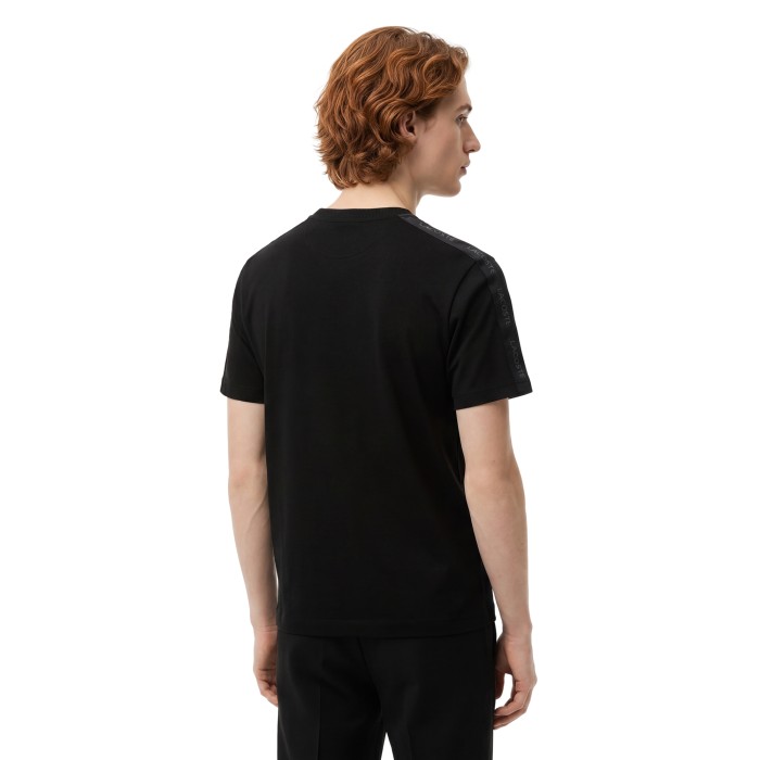 футболка t-shirt от бренда lacoste вид слева