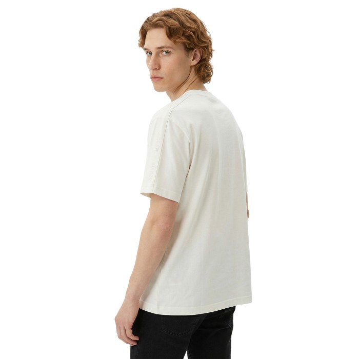 футболка t-shirt от бренда lacoste вид слева