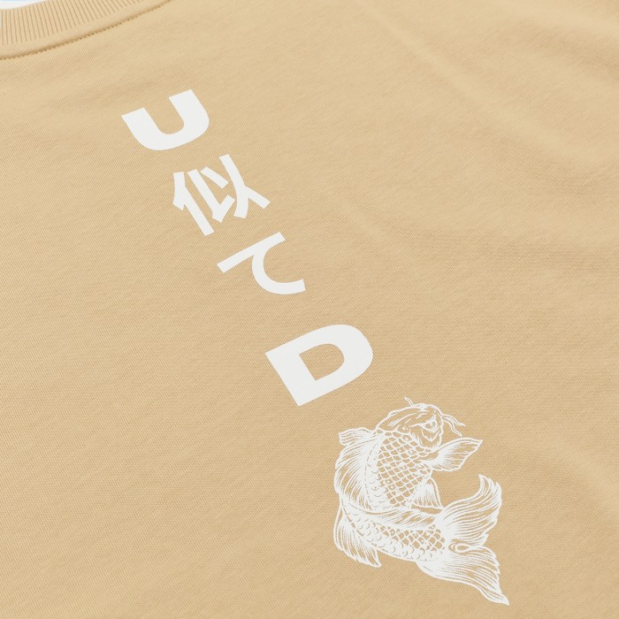 футболка t-shirt по цене 2394 руб вид справа
