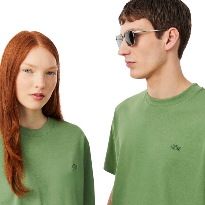 футболка t-shirt от бренда lacoste вид слева