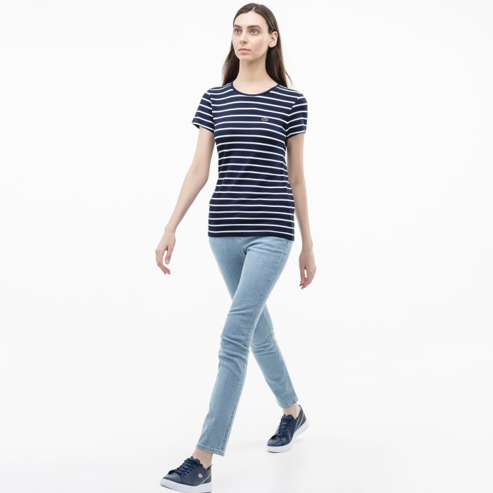 футболка t-shirt от бренда lacoste вид слева