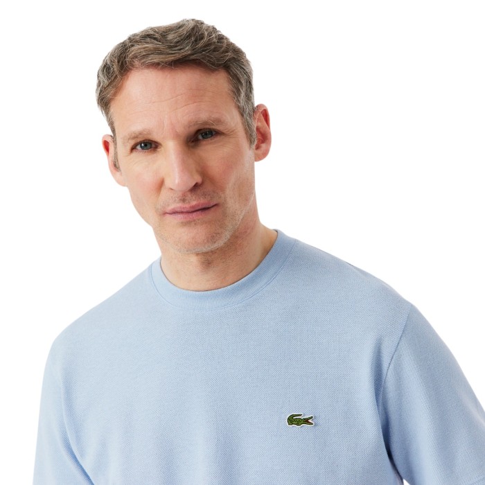 футболка t-shirt от бренда lacoste вид слева