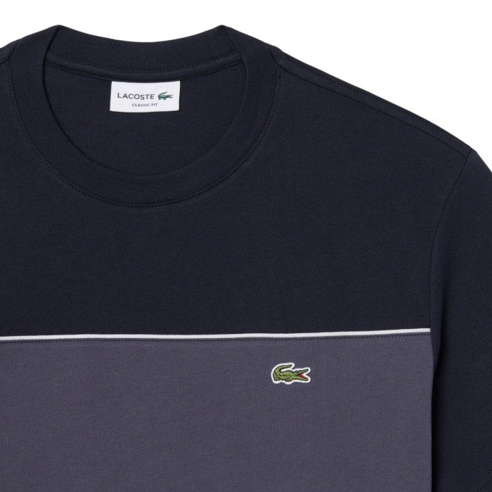 футболка t-shirt по цене 9990 руб вид справа