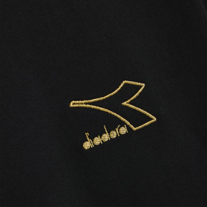 футболка tracksuit из италии вид сбоку