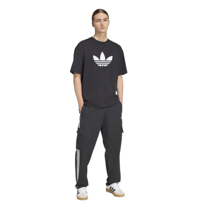 футболка trefoil t-shirt из америки вид сбоку