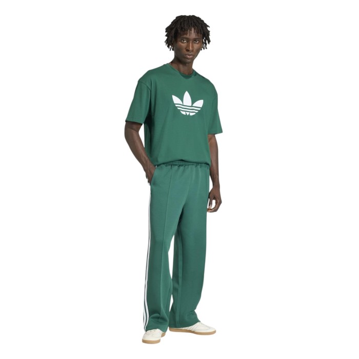 футболка trefoil t-shirt из америки вид сбоку