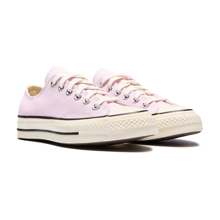 кеды chuck 70 от бренда converse вид слева
