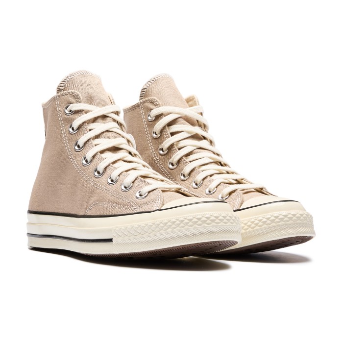 кеды chuck 70 от бренда converse вид слева
