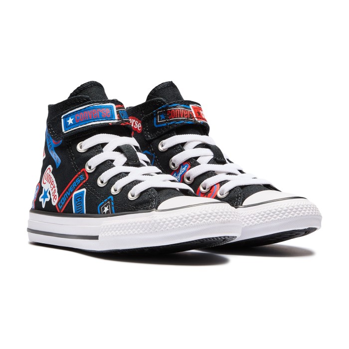 кеды chuck taylor all star от бренда converse вид слева