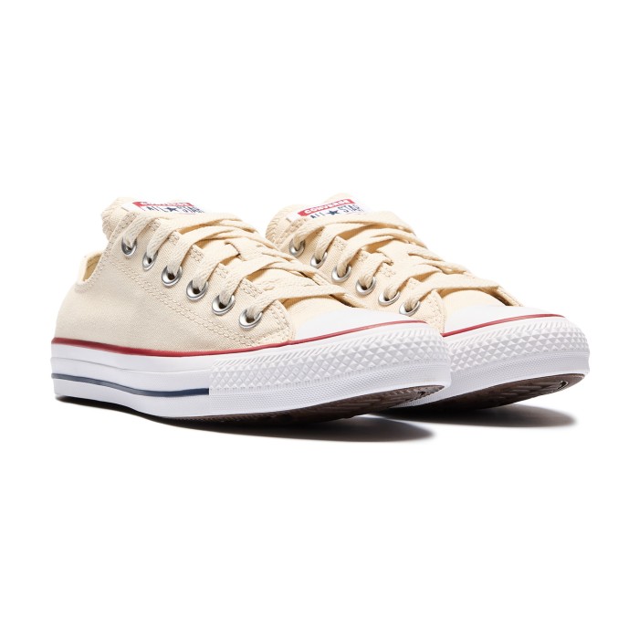 кеды chuck taylor all star от бренда converse вид слева
